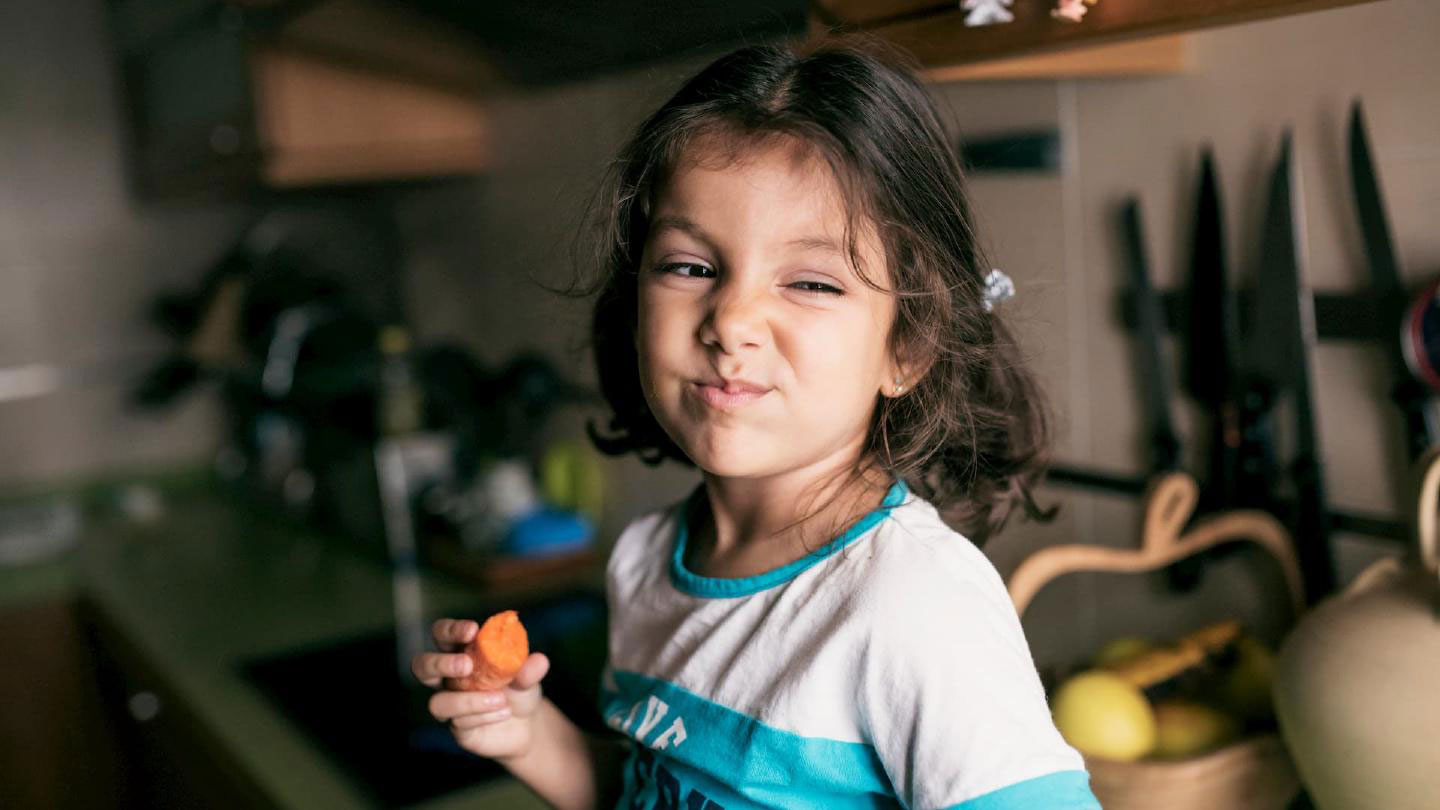 5 truques para crianças terem vontade de comer algo que não seja só o que eles querem