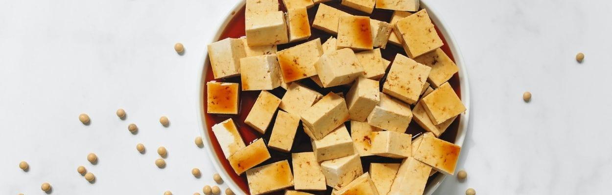 Alimentos com gorduras boas: tofu