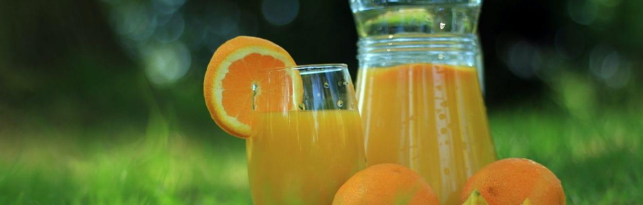 Bebidas boas para a bexiga: Suco de laranja