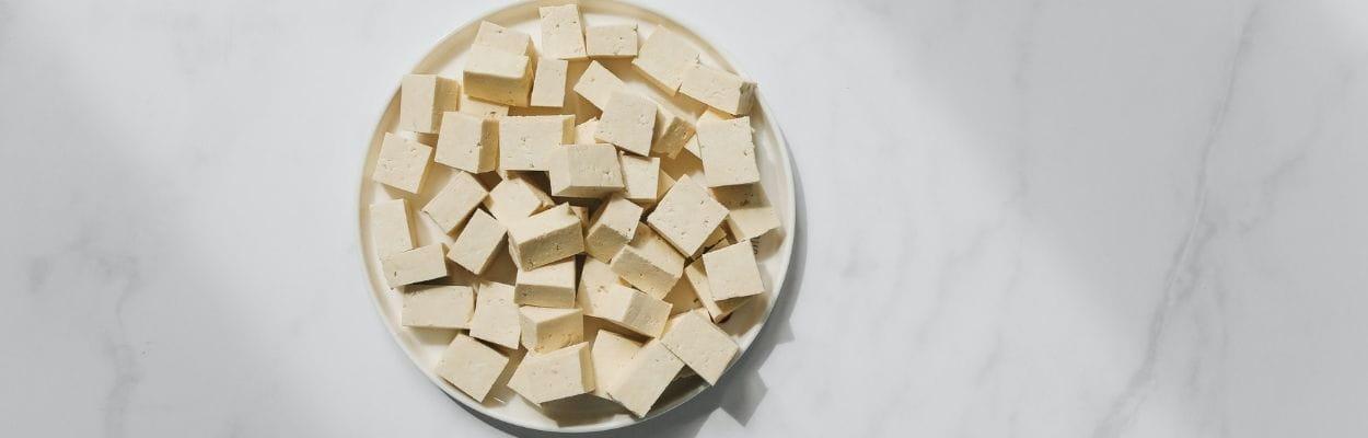 A importância da proteína para o 50+: tofu